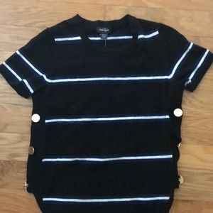 Women’s sweater short sleeve stripes brand new